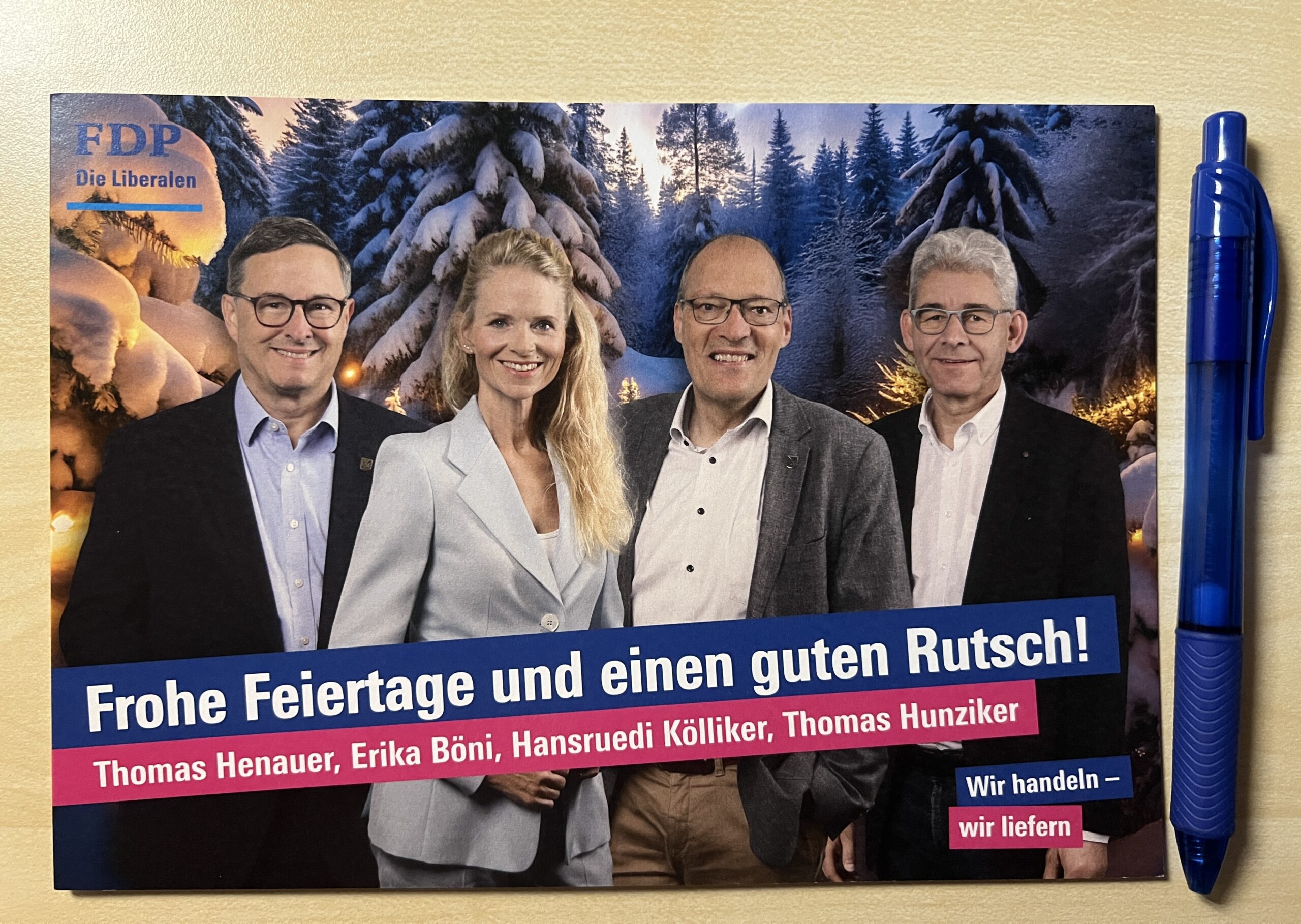 Frohe Weihnachten und einen guten Start ins neue Jahr
